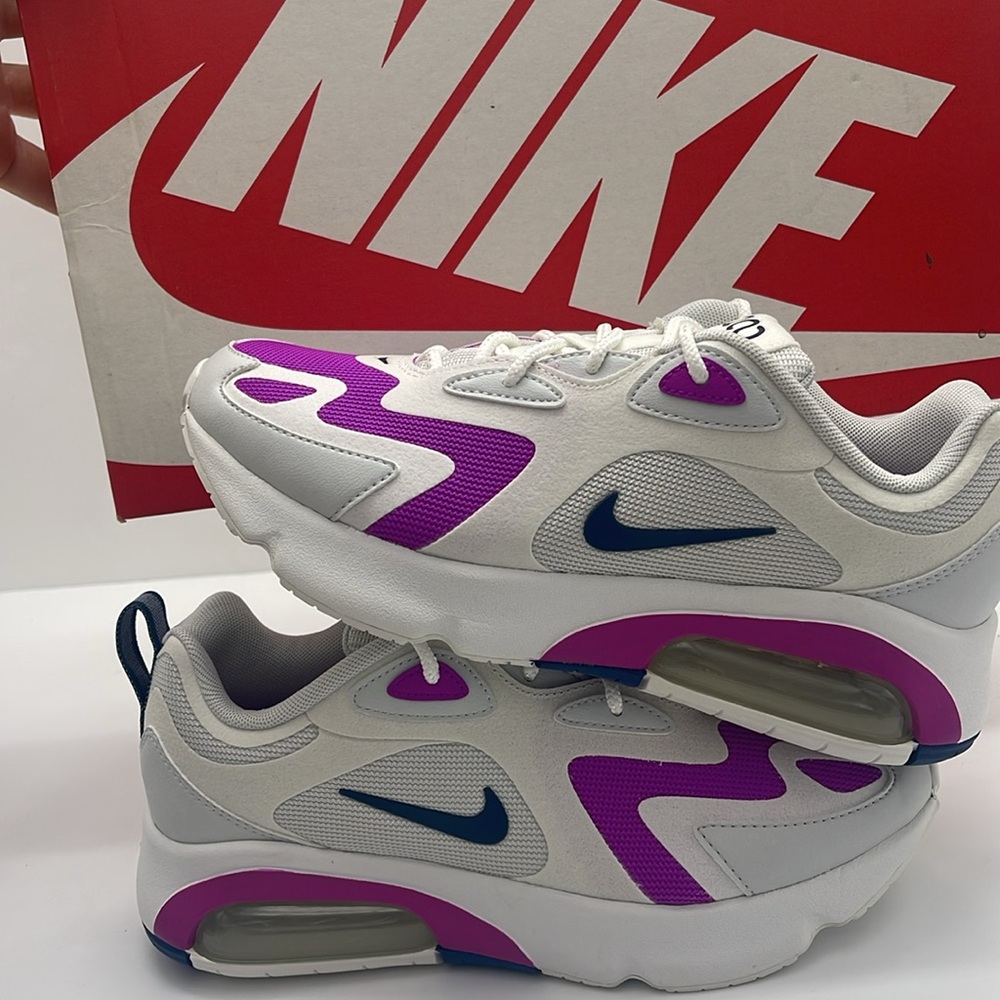 Nike WMNS White and Pink Sneakers AIR MAX 200
PHOTON DUST/VALERIAN BLUE - Picture 15 of 16